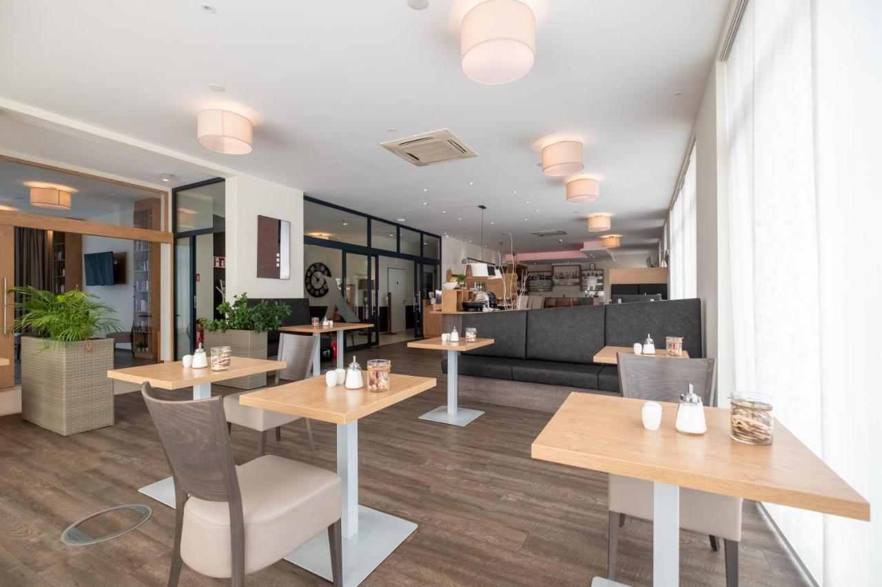 Amaro Hotel Bergkirchen  Extérieur photo