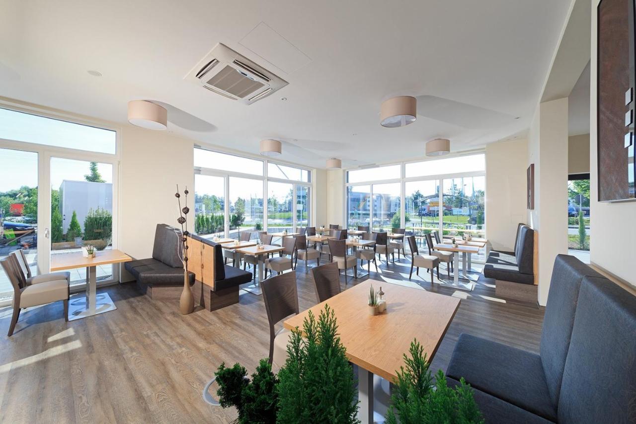 Amaro Hotel Bergkirchen  Extérieur photo