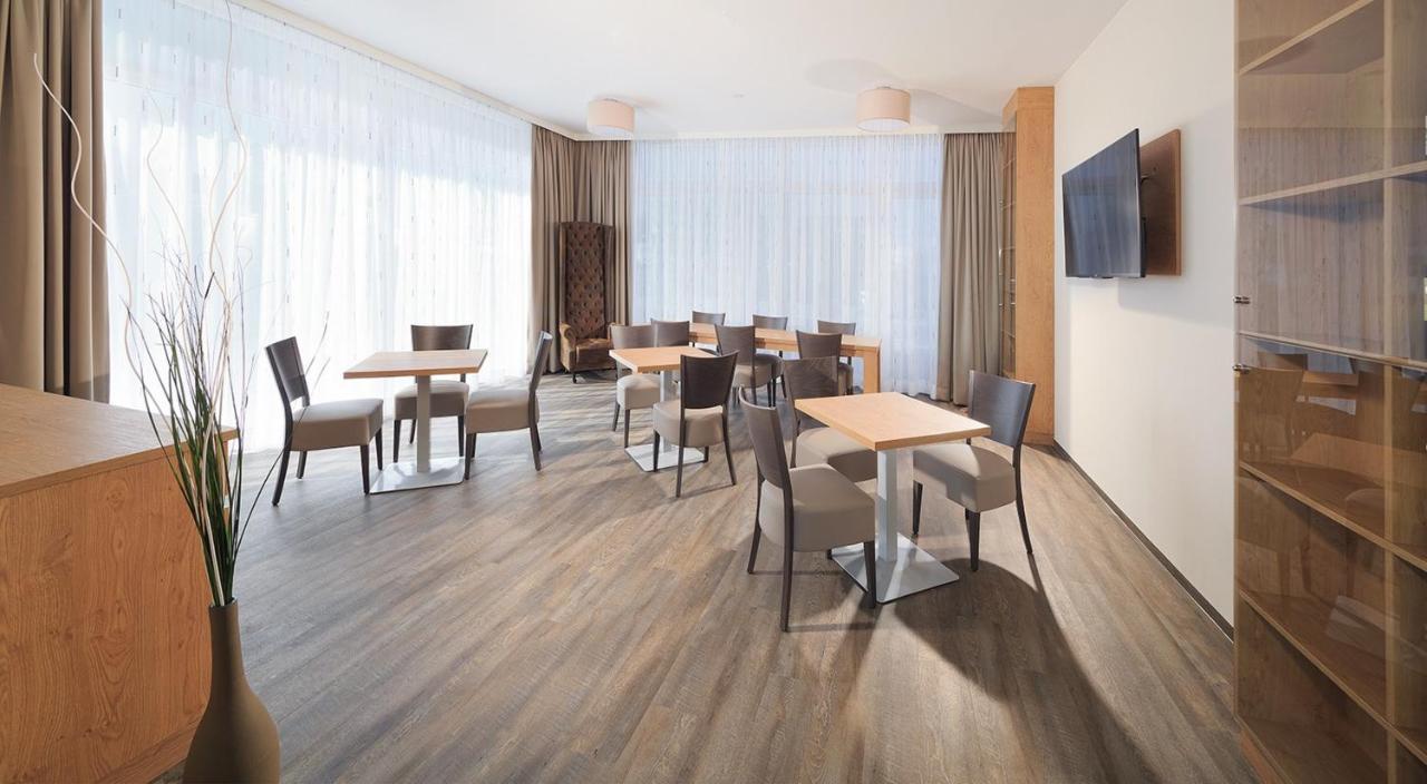 Amaro Hotel Bergkirchen  Extérieur photo