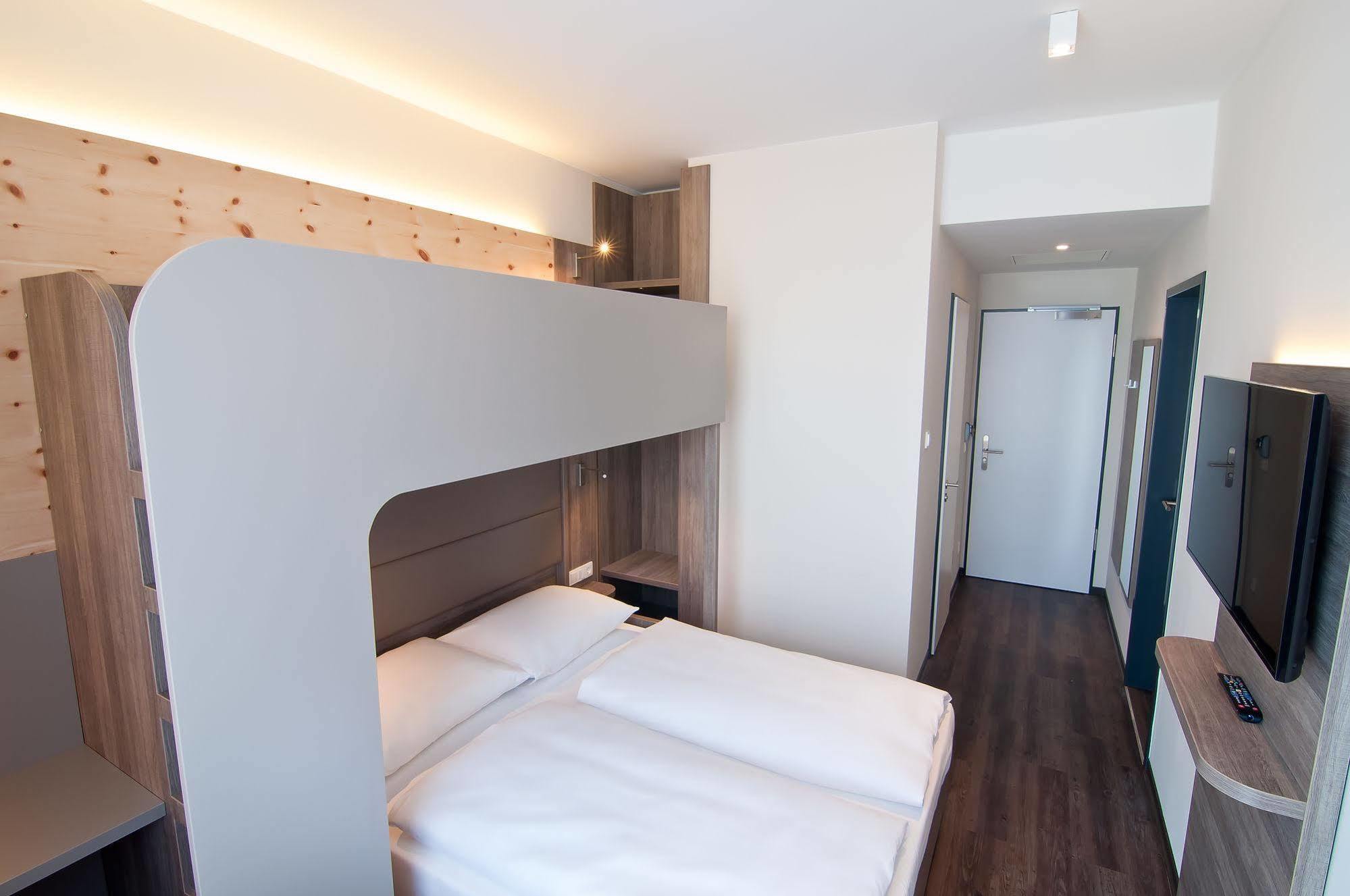 Amaro Hotel Bergkirchen  Extérieur photo