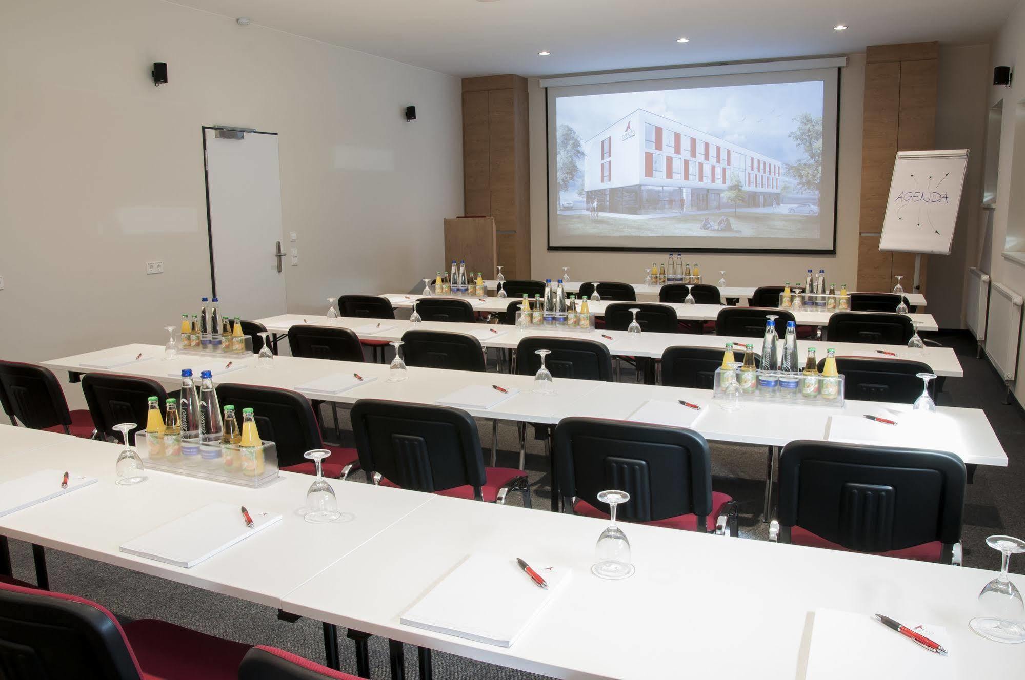 Amaro Hotel Bergkirchen  Extérieur photo